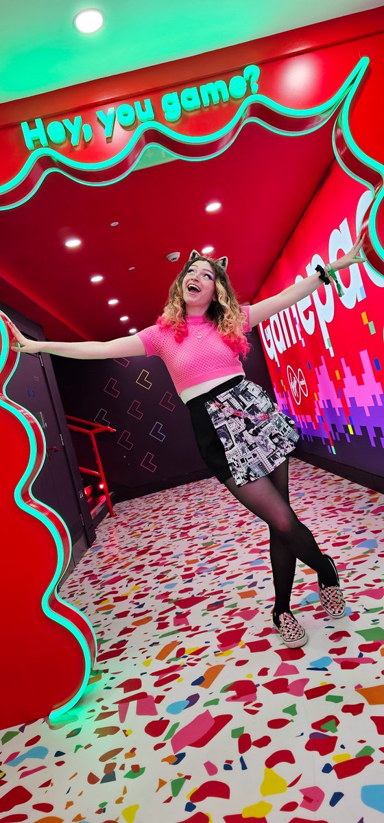 kayPOWXD 🫖 Content Creator & Artist tweet media