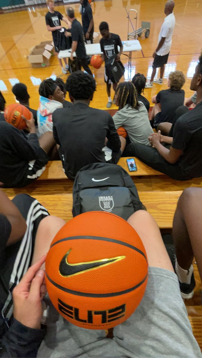 MacPuckett0's tweet photo. Thank you so much @MurryBartow and Coach Finley for giving me the opportunity to come showcase my skills and gain knowledge, not just about basketball but the offcourt things that come with it. I’d also like to thank them for blessing us with all the supplies we needed at camp! https://t.co/ZMhHXpHyz5