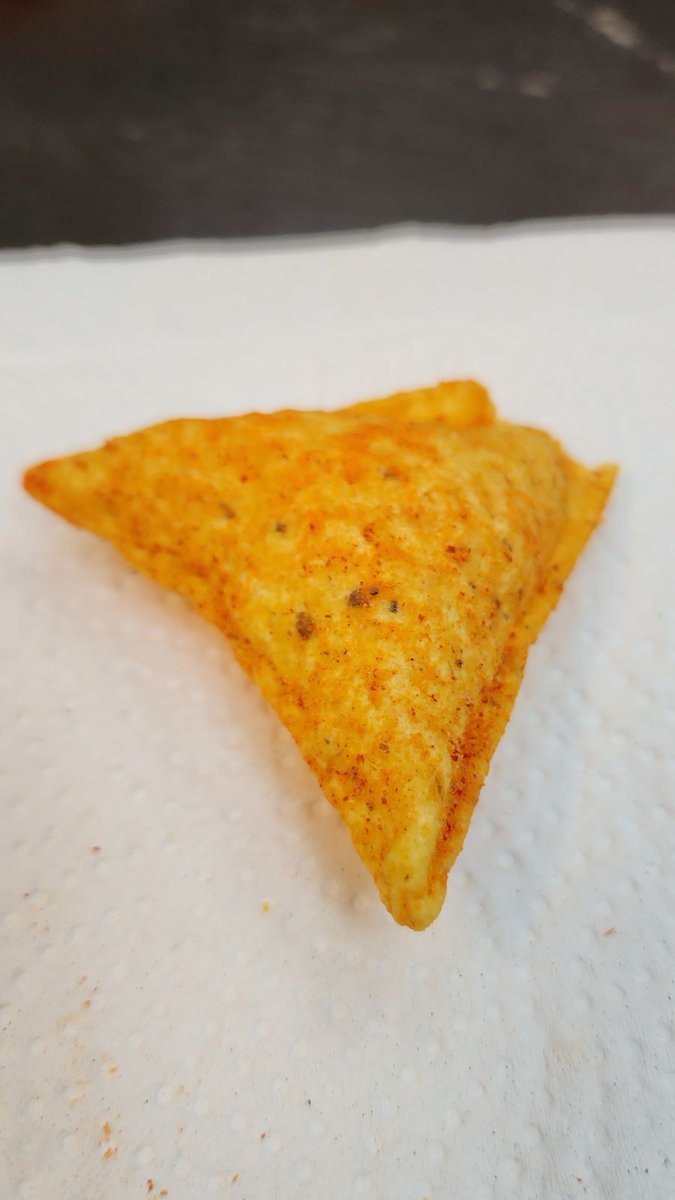 shellncypress's tweet photo. My daughter just found a puffy Dorito in her chip bag!! Whaaaat?? 
@Doritos https://t.co/0sCS4yt3Cs