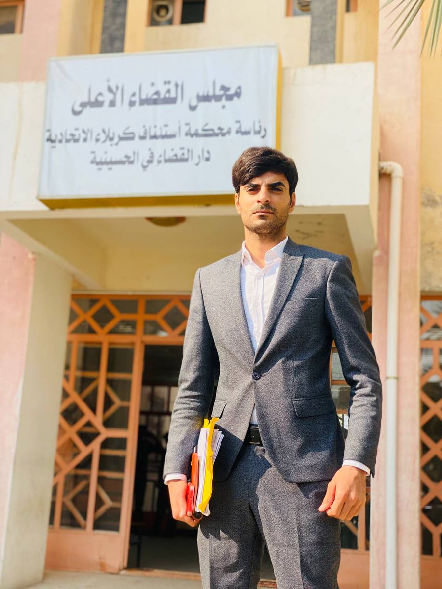 كل انسان ينقش اسمه،
    في المكان الذي يريده
 إلا القلوب،
فانها لاتقبل النقش فيها ، إلا لمن نبضت لهم حبا واحتراما، وكل عام وانتم بالف خير جعّل الله عيدكم فرحة وأعادهُ  علينا و عليكم بالخير و البركات ... عيد أضحى مُبارك ، 
وَ كُل عام وأنتم بخير،
فسلامي لكم اينما كنتم .