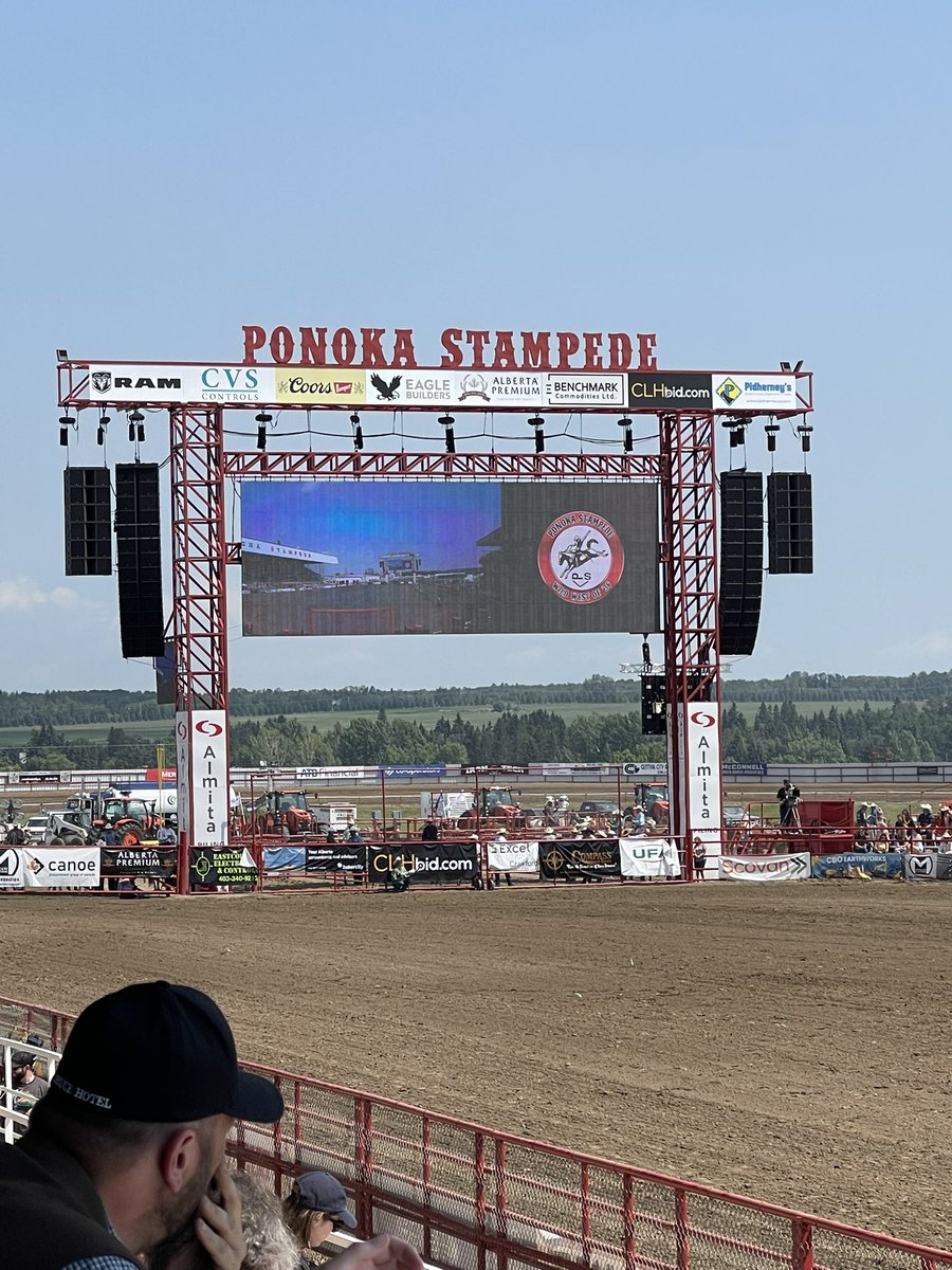 jodi_stonehouse's tweet photo. Beautiful day for Rodeo @PonokaStampede the #trickriders stole the show! https://t.co/vjQs8GQVJI
