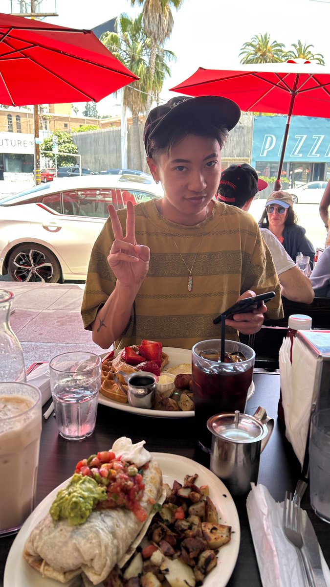 lauriek-a.bsky.social 🏳️⚧️🇵🇸 (they/them) tweet media