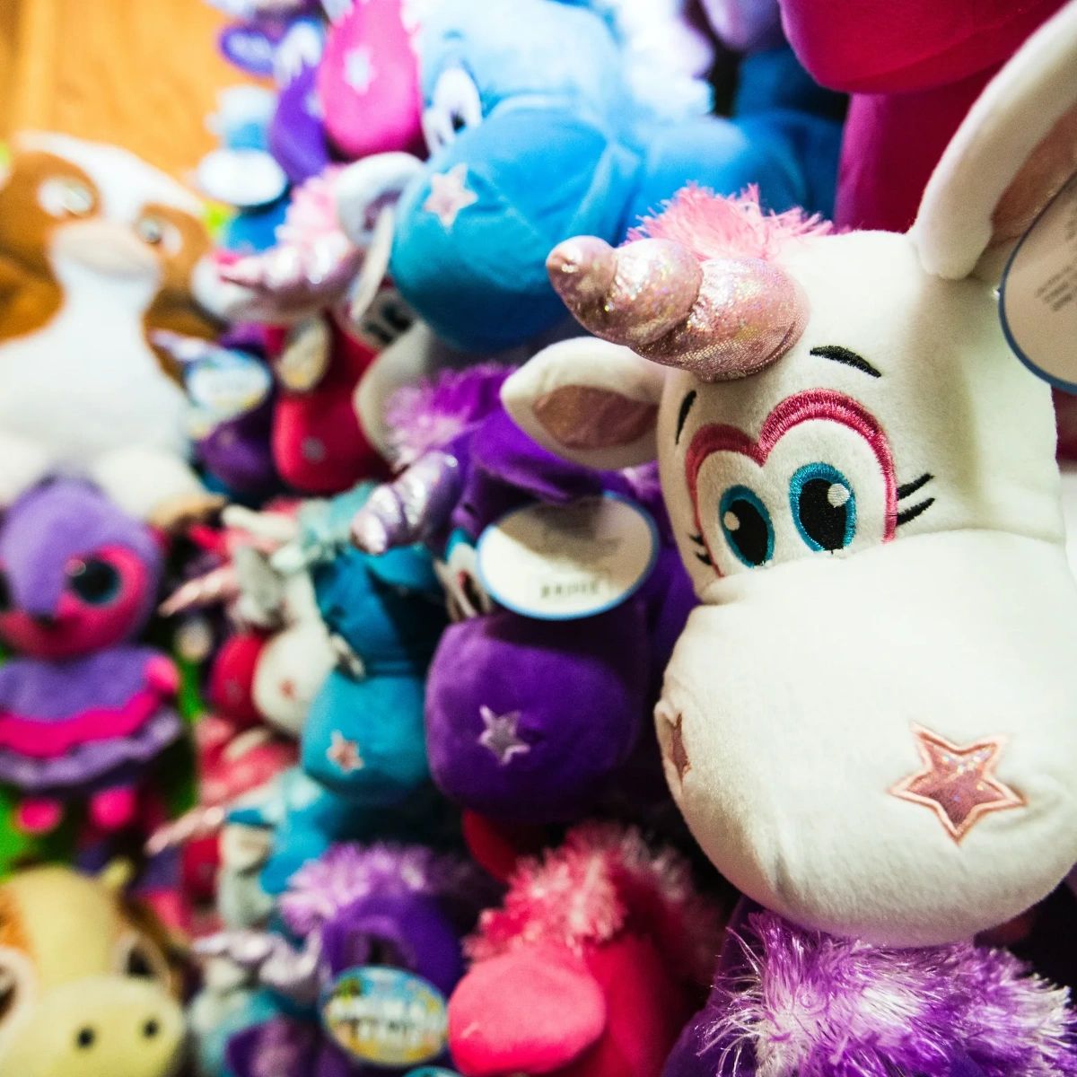 Who else remembers coming to Pixieland as a kid and winning big at our guaranteed-win games? What was your favorite prize you ever won? #PixielandAmusementPark #ConcordCA #FamilyFun