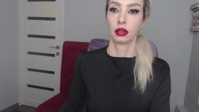 I'm online @MyFreeCams! #onmfc https://t.co/PlGLdxpTSz 💚 https://t.co/aGlxmxVEoW<a class="tags" href="/tag/myfreecams">@myfreecams</a><a href="/tag/onmfc"class="tags">#onmfc</a>
