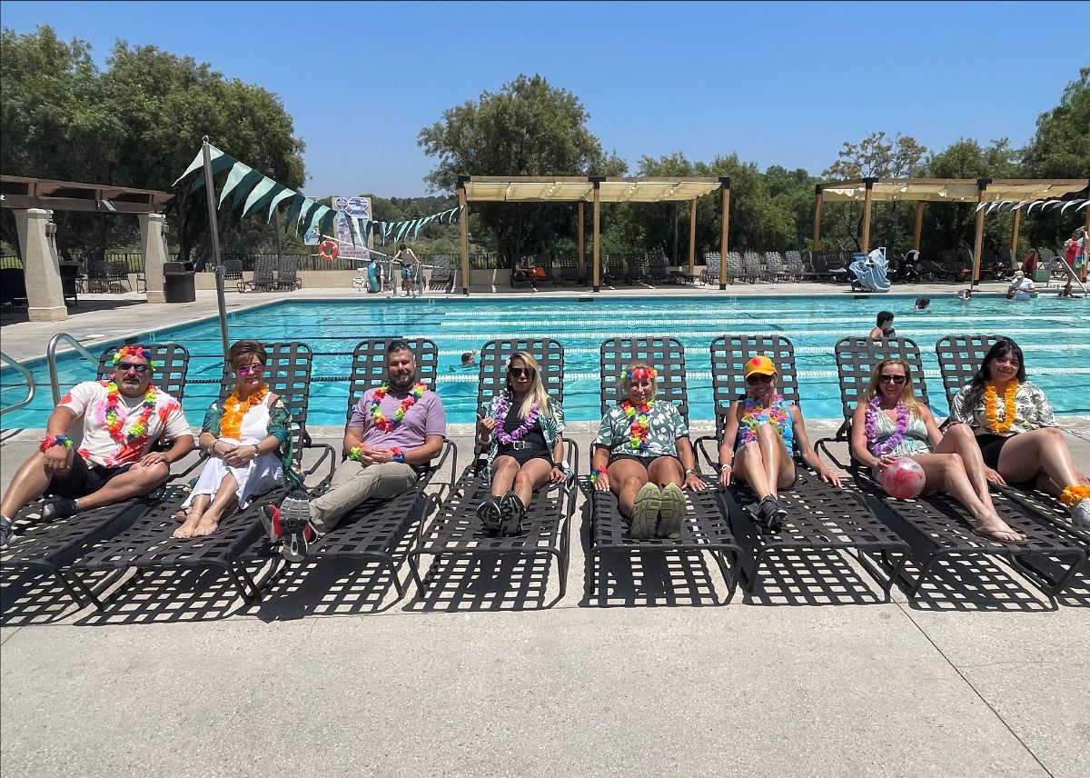 PaseoClub's tweet photo. Summer Fun &amp; Celebrations! Save the Date for Our Luau 🌴 - https://t.co/3XwU6SCoZk - The Paseo Club Newsletter https://t.co/bIIDIF6pO0