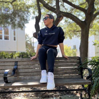 christyllee's tweet photo. #NewProfilePic https://t.co/Yz4KtlP14l