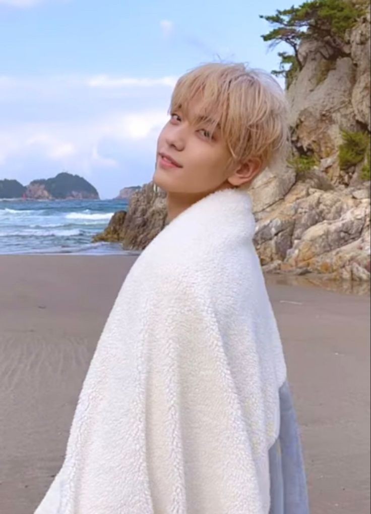 burstourname's tweet photo. ☀️ HARU • @ 𝙗𝙪𝙧𝙨𝙩𝙤𝙪𝙧𝙣𝙖𝙢𝙚 on instagram • #UVGRAM

Um btszinho de Sugar Rush Ride 🍬 por favor, apoiem muito o Burst e as Nephentes sunbaenims! 🧡 https://t.co/Chks7wm6Ql