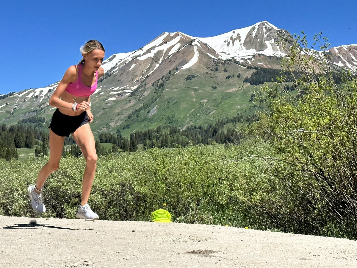aga_runs's tweet image. PA distance crew having fun in Colorado.   Nothing better than train with best friends @OliviaCieslak @AlliDeLisi @ellawoehlcke @camryn_mcgeehan @PennTrackXC @CoachNixonTF @HPrideAthletics
