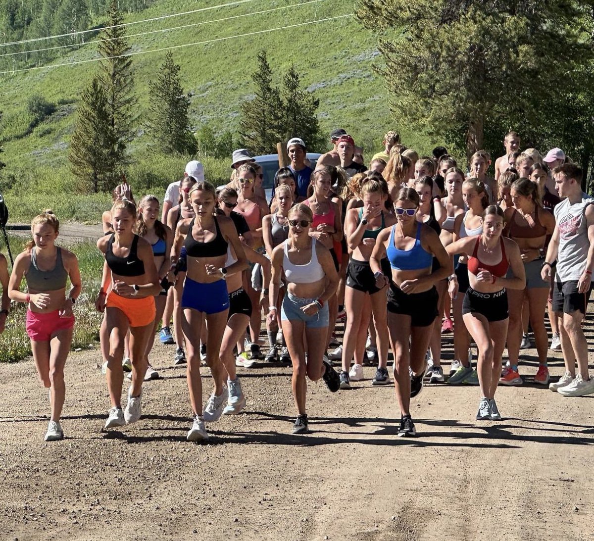 aga_runs's tweet image. PA distance crew having fun in Colorado.   Nothing better than train with best friends @OliviaCieslak @AlliDeLisi @ellawoehlcke @camryn_mcgeehan @PennTrackXC @CoachNixonTF @HPrideAthletics