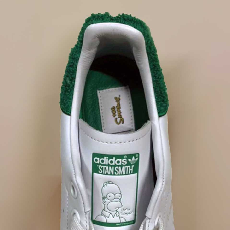 sneaker_wars's tweet photo. 【海外8月18日発売予定】THE SIMPSONS × ADIDAS ORIGINALS STAN SMITH “HOMER” CLOUD WHITE/GREEN/CREAM WHITE(IE7564)
⇒https://t.co/e3QOffL1Ok
#sneakerwars #スニーカー #アディダス https://t.co/8zjues2rk2