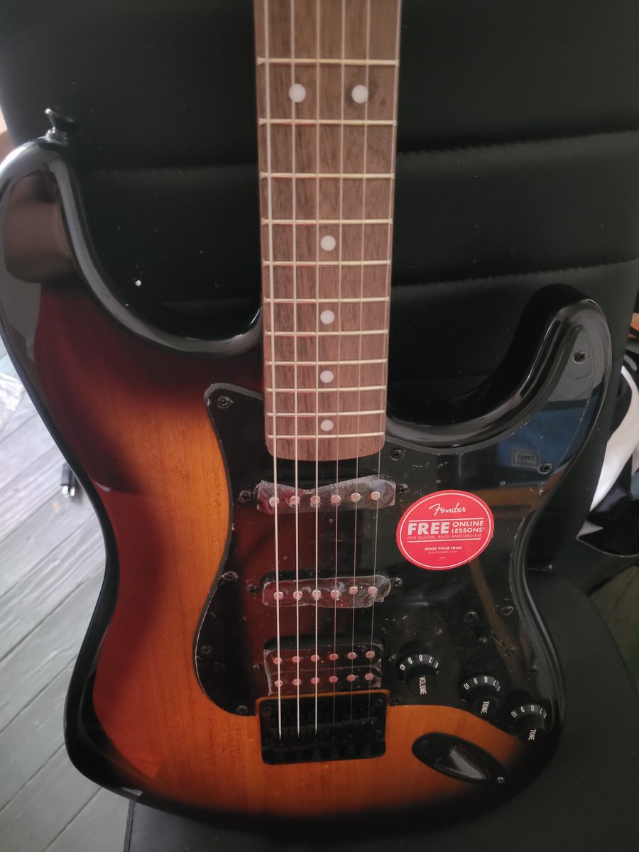 improvejoy's tweet image. Got my own first guitar today!!
