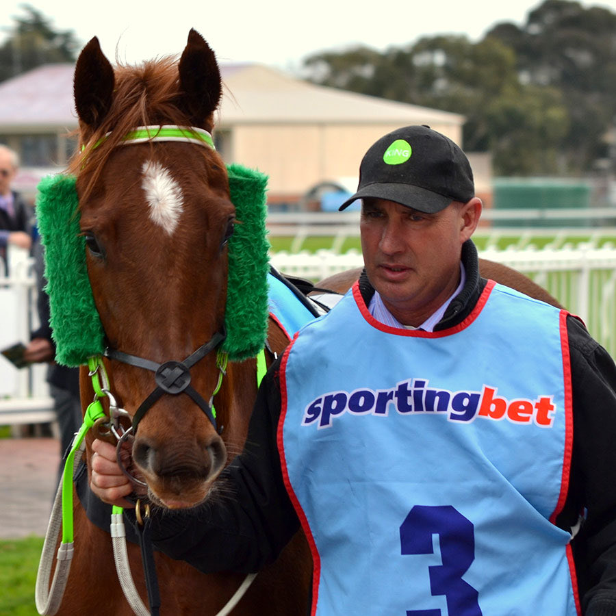 Riverbank Farm BEAUTIFUL FAMILY RUN HORSE PROPERTY
