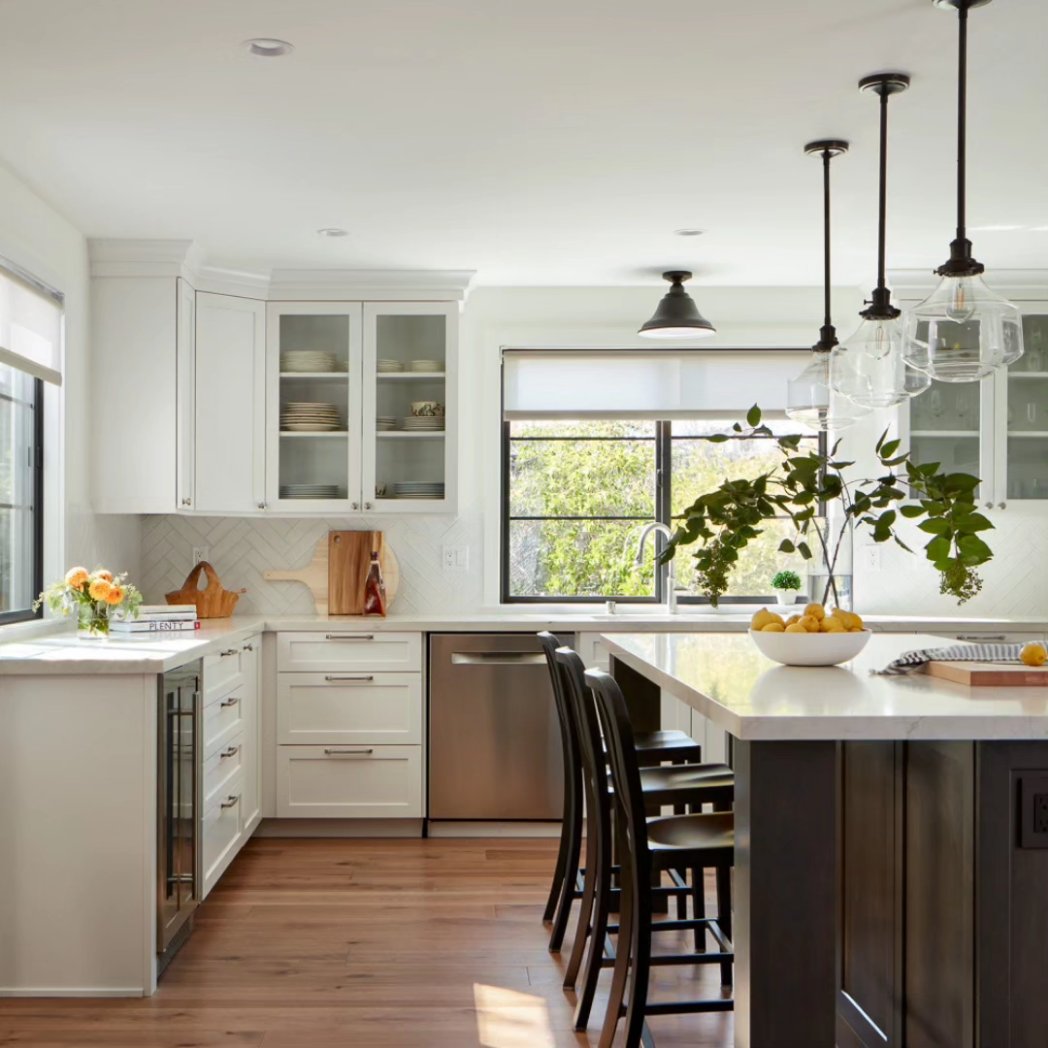 edrdesignbuild's tweet image. 🏠💡Tip of the Day:
 💎🔨🏡 Superiority Beyond Cost: Refrain from sacrificing excellence to chase a bargain. Pour resources into top-tier materials and craftsmanship to guarantee that your newly built abode weathers the passage of time.
#homeaddition #roomaddition #newhome