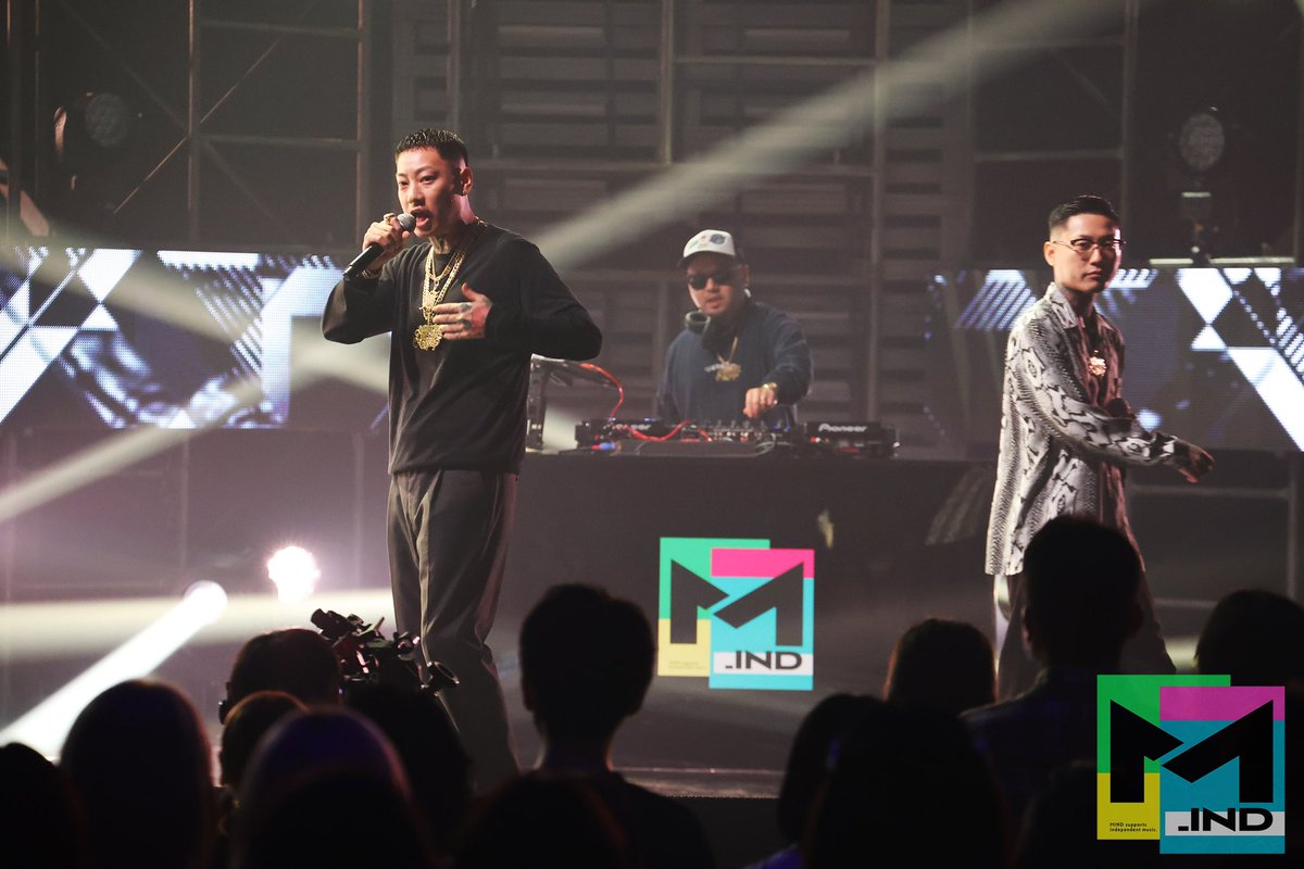 7月11日（火）25:35〜27:35
話題のインディペンデント・アーティストにスポットを当てた新音楽番組
「M_IND」

出演アーティスト③
#舐達麻

一度聴いたら頭から離れないビートと
巧妙に作り込まれた
ハードコアなリリックで
ヒップホップシーンを代表する
アーティスト舐達麻がフジテレビに降臨！