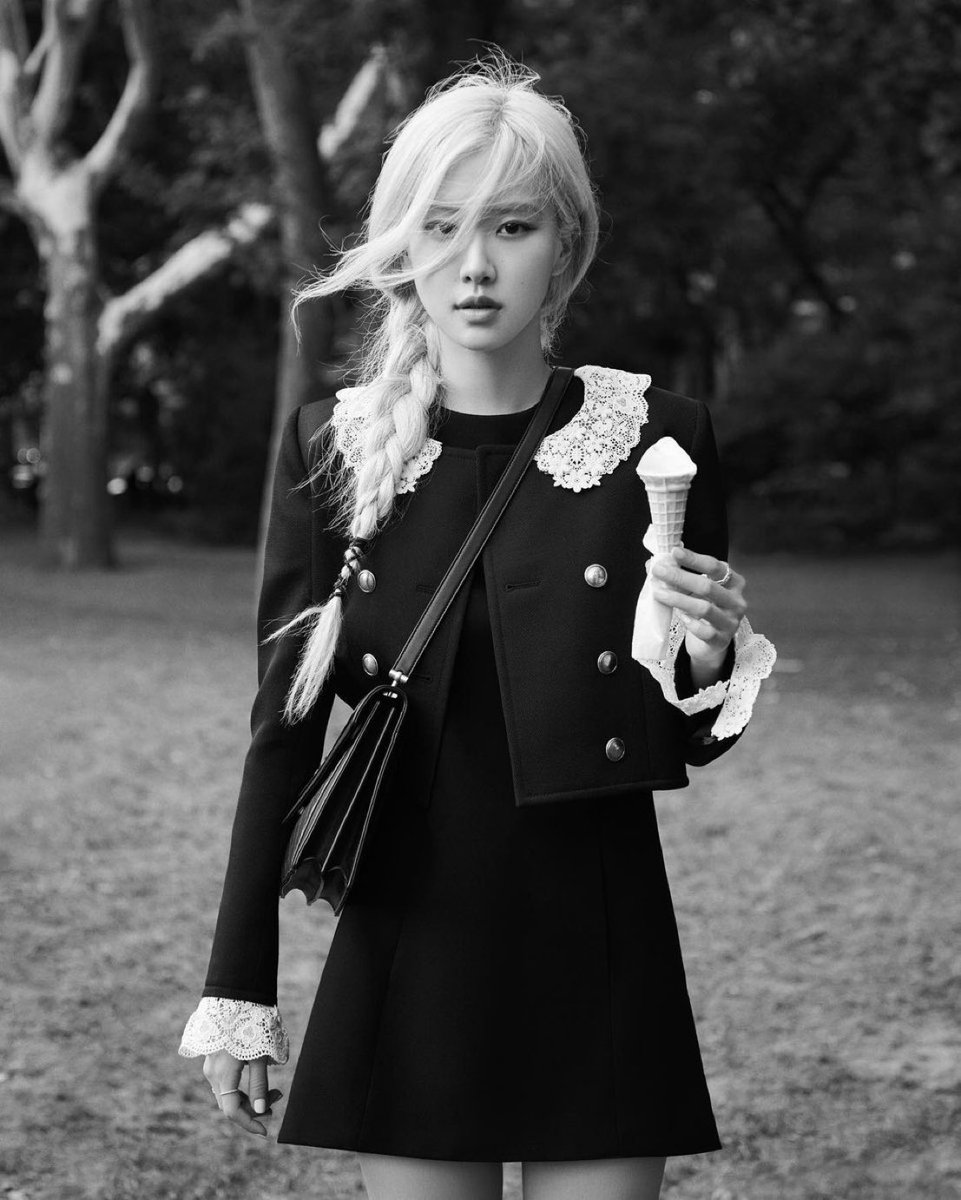 ❁ | Rosita Ilegal tweet media