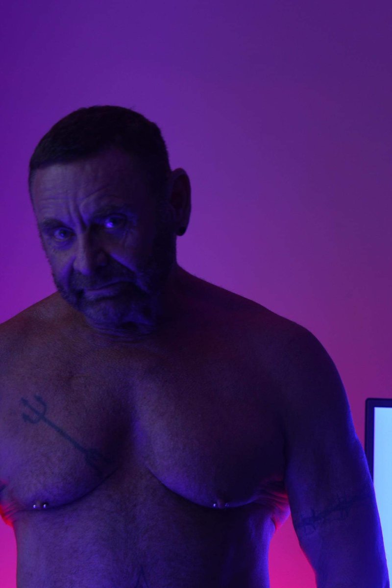 SubMuscleDom tweet media