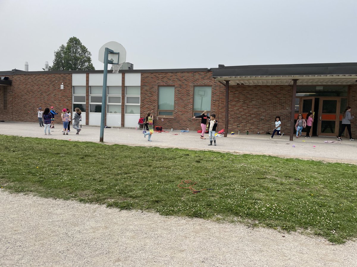 Baxter Central PS tweet media