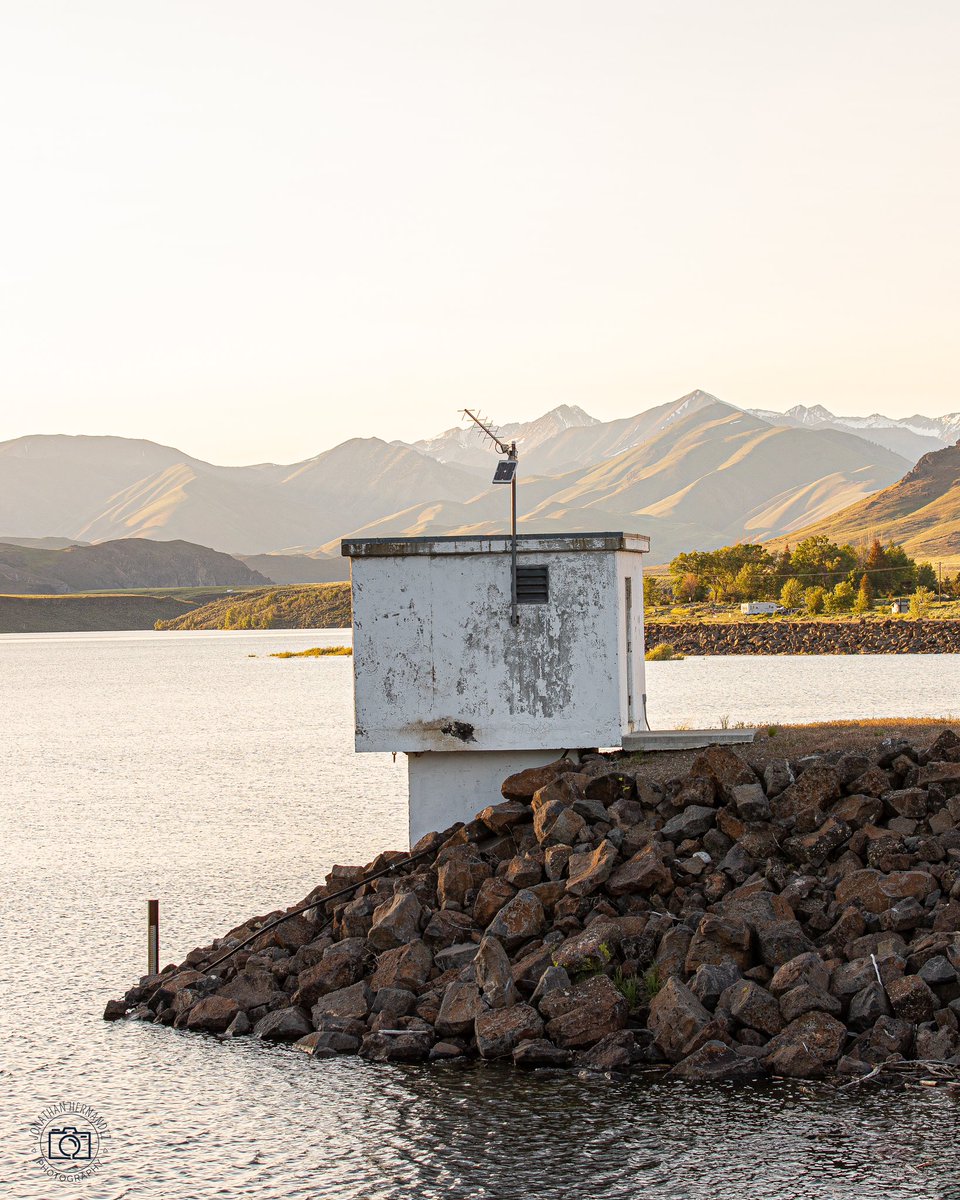 HernandezPhoto4's tweet photo. I wish this was a light house but that'll do. I do live in Idaho afterall
#photography #photographylovers #photooftheday https://t.co/kS5SJ4mQSG