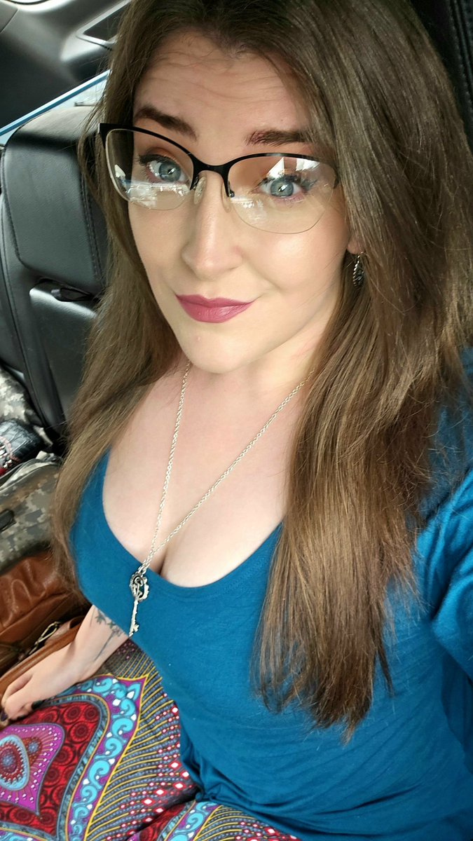 MoitTabitha's tweet image. Just a small update, I've been doing well since my surgeries from cancer and have been enjoying life as much as possible lately! I still miss all my twitch/gaming friends and promise to be on to play again in the future! ❤️