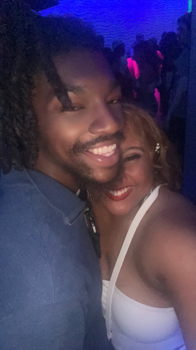 emi___rod0623's tweet photo. That said: just wanted to share a couple of pics from my birthday because it was simply wonderful and I’m so loved and spoiled. https://t.co/jztmD4Ffrh
