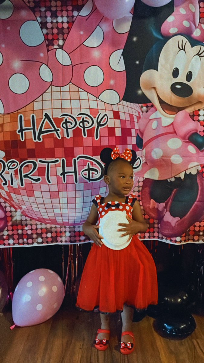 JessicaMonaFord's tweet photo. Happy 3rd birthday Camille Elise…. Mommy loves you ❤️ https://t.co/MmgEriujrO