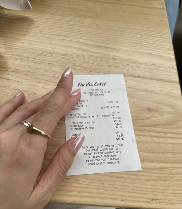 Who wants to pay for My little happy hour date??   $60 with tip 💋 https://t.co/PEOWtmkDyh<a href="/tag/femdom"class="tags"><span>#femdom</span></a><a href="/tag/findom"class="tags"><span>#findom</span></a><a href="/tag/onlyfans"class="tags"><span>#onlyfans</span></a>