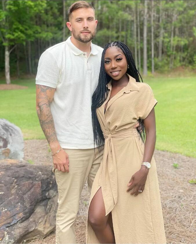 Bless you Two forever ❤
#mixed #mixedcouple #mixedlove #mixedrelationship #mixedmarriage #interracial #interracialcouple #interraciallove #whitemenlookingforblackwomen #whitemendatingblackwomen #blackwomendatingwhitemen #blackwomenlookingforwhitemen #lovehasnocolor