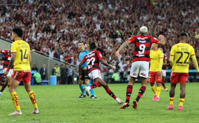 FzwPjGFWcAIcZFu?format=jpg&name=small