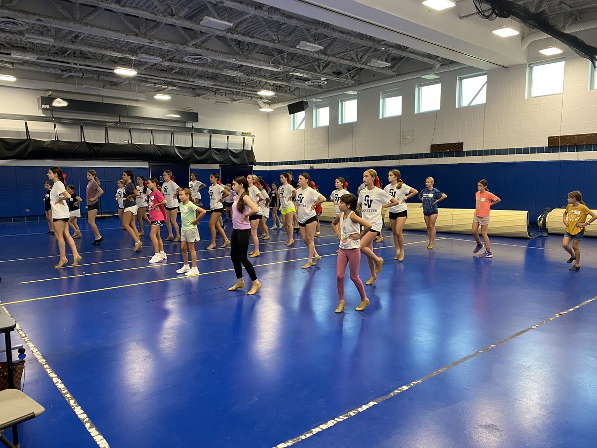 Saint Viator Dance Team tweet media