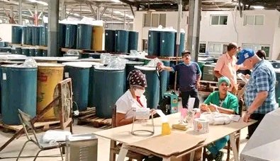 El Viceprimer Ministro <a href="/JorgeLuisTapiaF/">Jorge Luis Tapia Fonseca</a> mientras intercambiaba con  trabajadores vinculados a los programas de producción de alimentos en Contramaestre, como parte de la visita gubernamental a #SantiagodeCuba
#70Moncada
#ConTodosLaVictoria