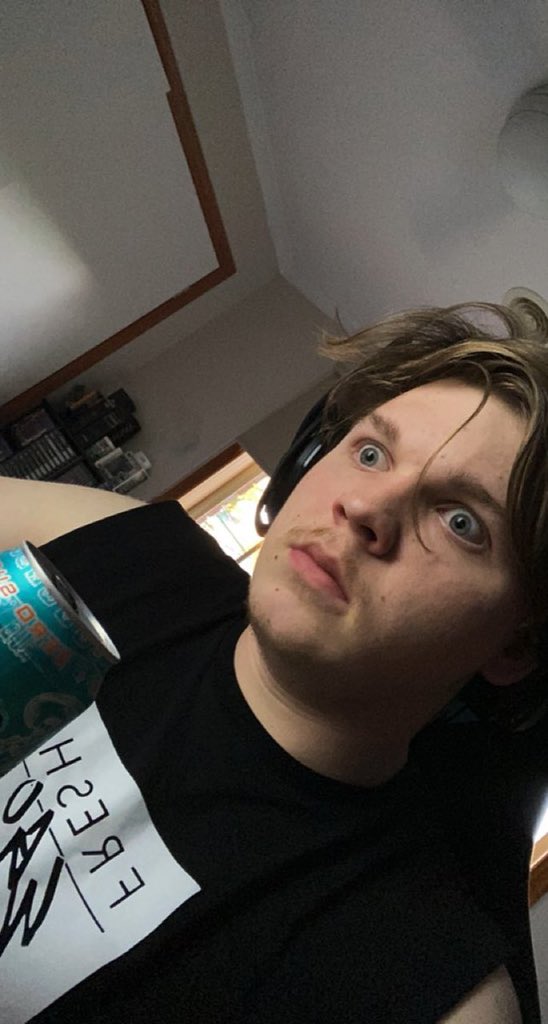 OutcastsLive's tweet image. You ever just like, join our discord, you know? 🥲

🔗: discord.gg/5hm5Y98W