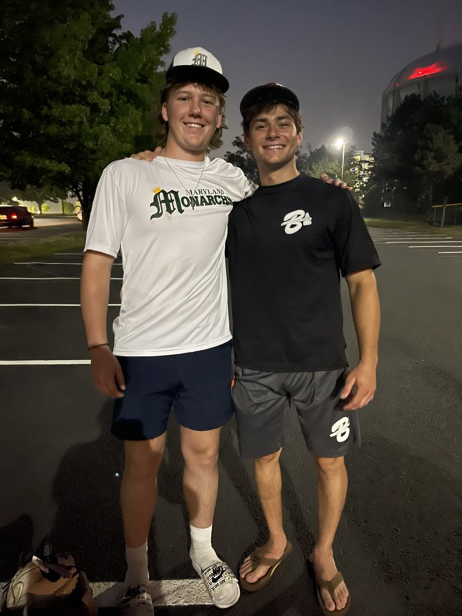 DeMatha reunion on the baseball field for Tyson Nercessian ‘22 and Matt Perlin ‘23 after their Maryland collegiate summer league game tonight. @DeMathaCatholic #OneDeMatha
