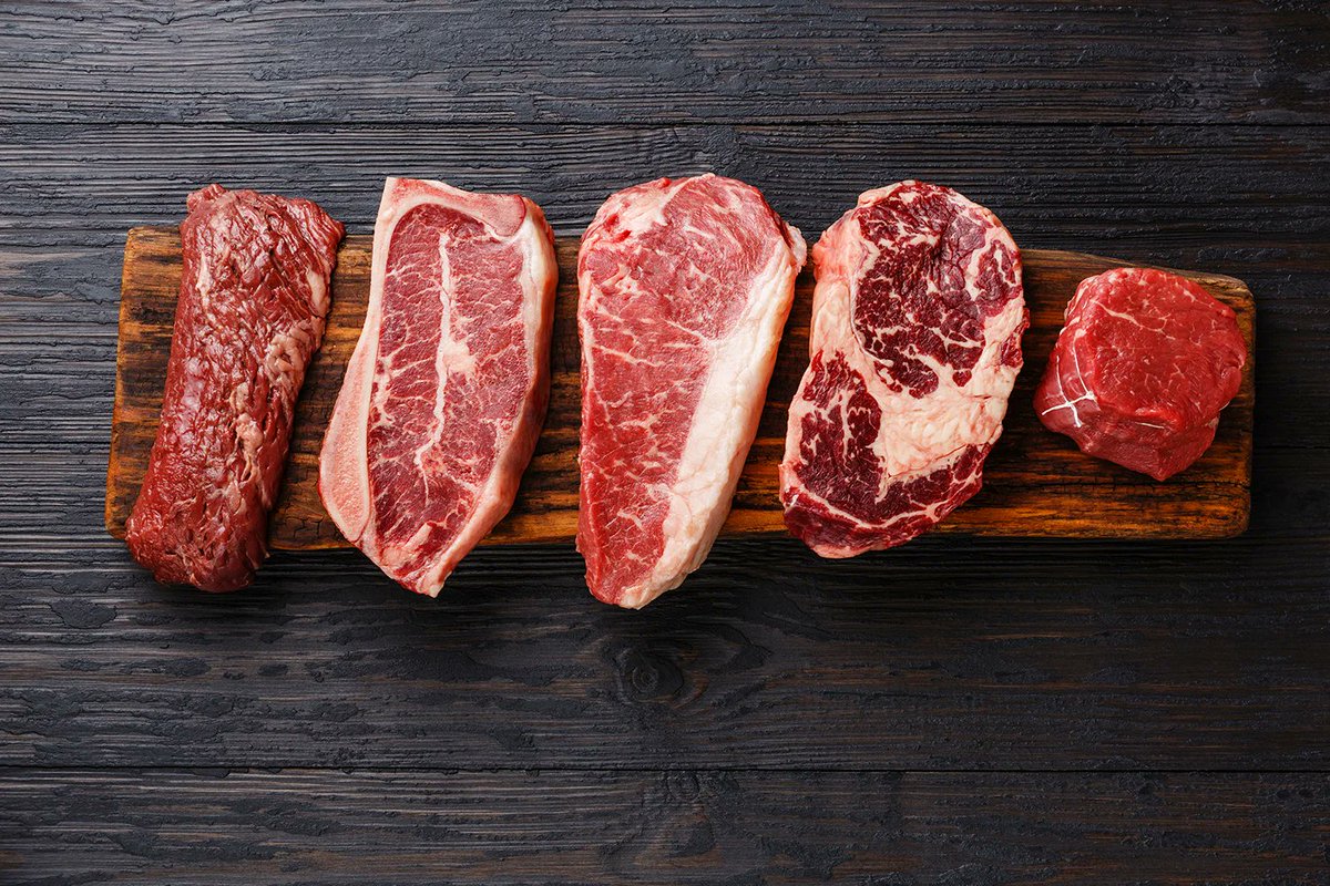 truemed's tweet image. Red Meat🥩 not the cause of chronic disease, but our greatest ally in fighting it.

However, we all have that friend who still thinks that eating fat makes you fat and meat gives you a heart attack.

Here are 6 comebacks to prove any red meat hater wrong. (Thread🧵)