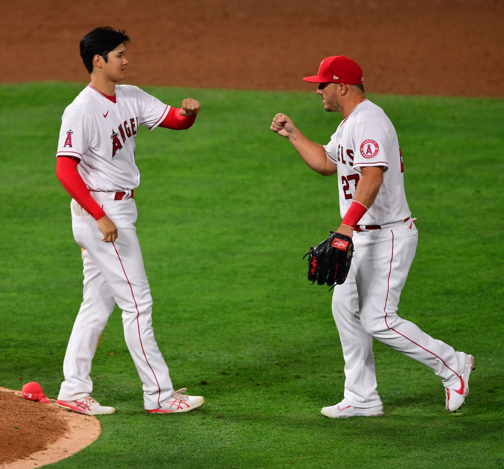ESPNInsights's tweet image. Shohei Ohtani and Mike Trout are the first pair of teammates with back-to-back triples in a 1st inning since Bradley Zimmer and José Ramírez in 2017.

The last Angels teammates to do it were David Eckstein and Chone Figgins in 2004.

The Angels currently trail the White Sox, 5-2.