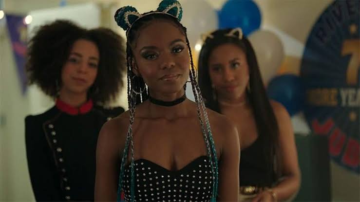 🚨 É OFICIAL: Josie estará presente no último episódio de #Riverdale 💜😻🍒