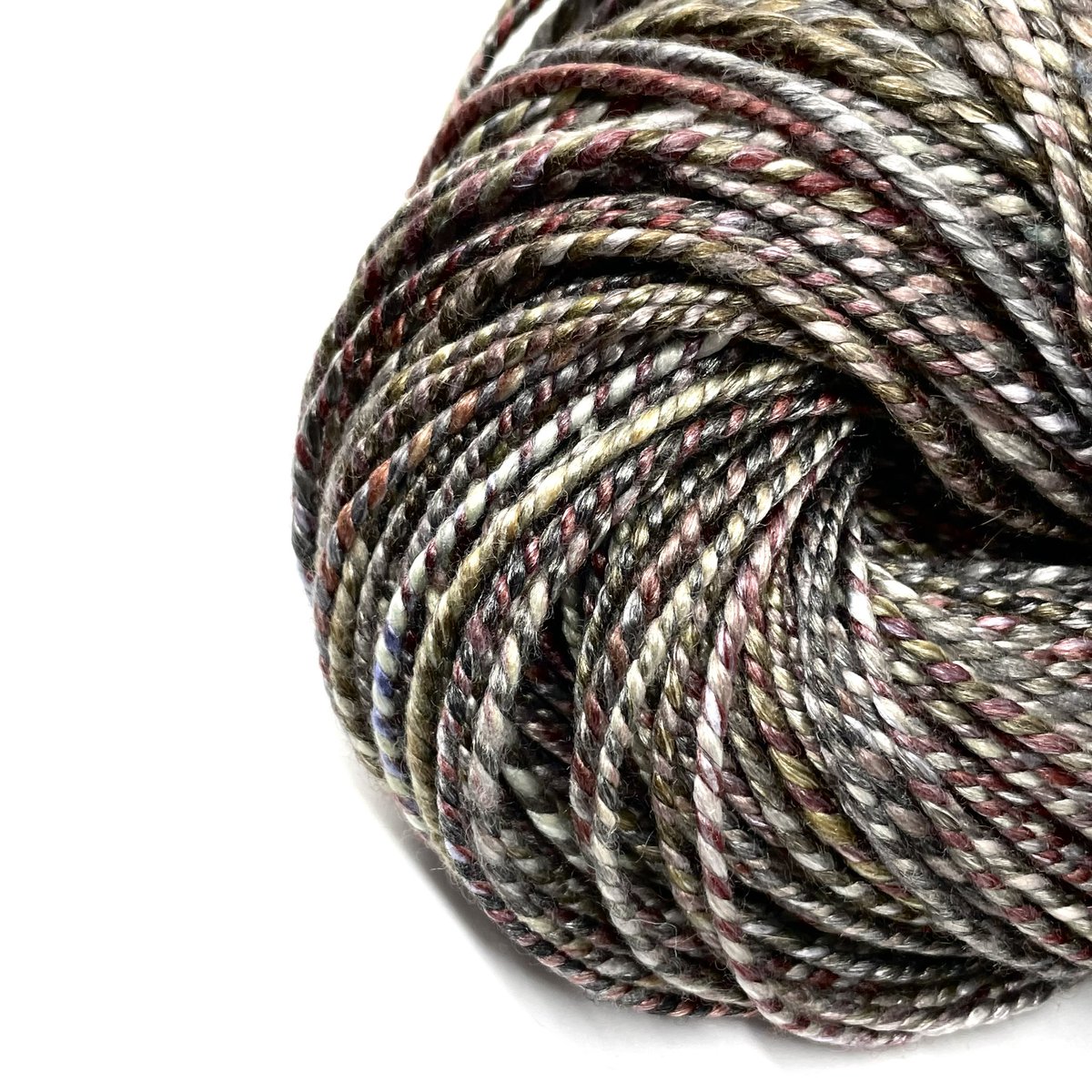 sheepnspace's tweet photo. This is ✨Meteor Shower✨
Superwash Merino &amp; Tencel
Worsted Weight
2 Ply
172 yards 

https://t.co/bUsI3XgVHG https://t.co/xQr8D4ePoT