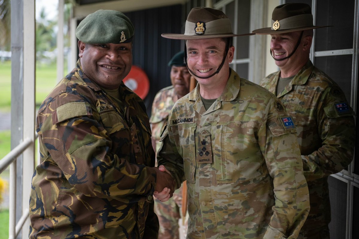 3BrigadeTSV's tweet photo. While in Lae it was great to catch up with the Commanding officer of JFA. An amazing organisation that trains officers for the PNGDF and other parts of government, we could learn a lot from their can do attitude. https://t.co/jlAAfeJwhx