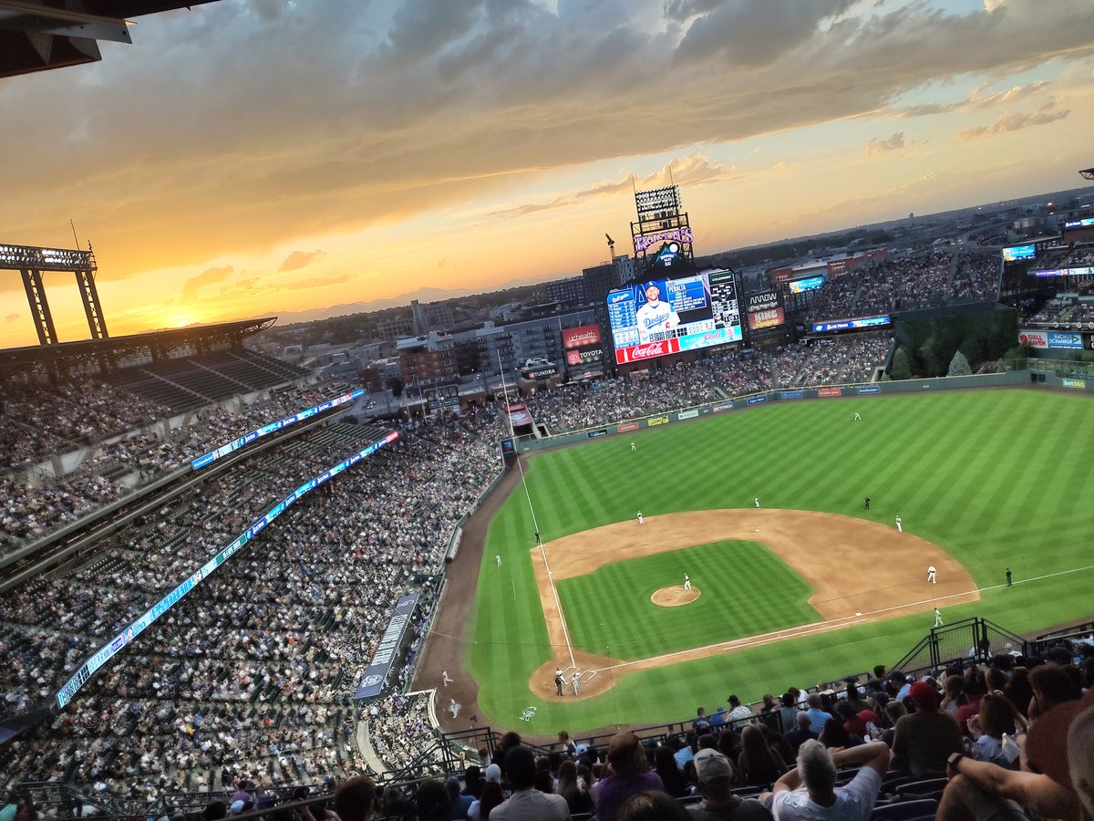 davemlnarik's tweet photo. Still a great place to watch a ballgame, and God nailed the weather tonight! Hanging out with @NEGoldVillotta families and loving it! https://t.co/sD3avt4zSm
