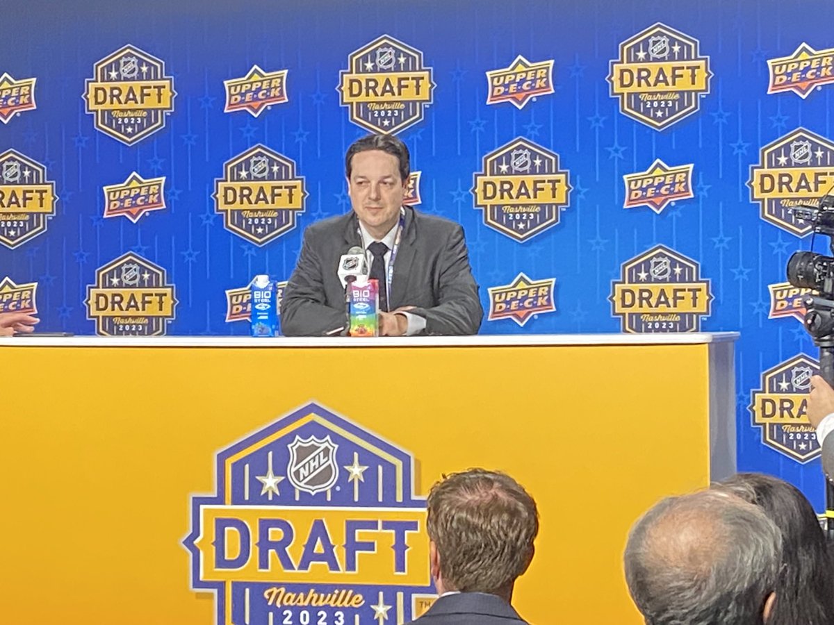 ChrisHabs360's tweet photo. #Flyers GM Daniel Briere speaking to media 

⁦@RocketSports⁩ ⁦@TheHockeyNews⁩ https://t.co/nZh23XOd6J