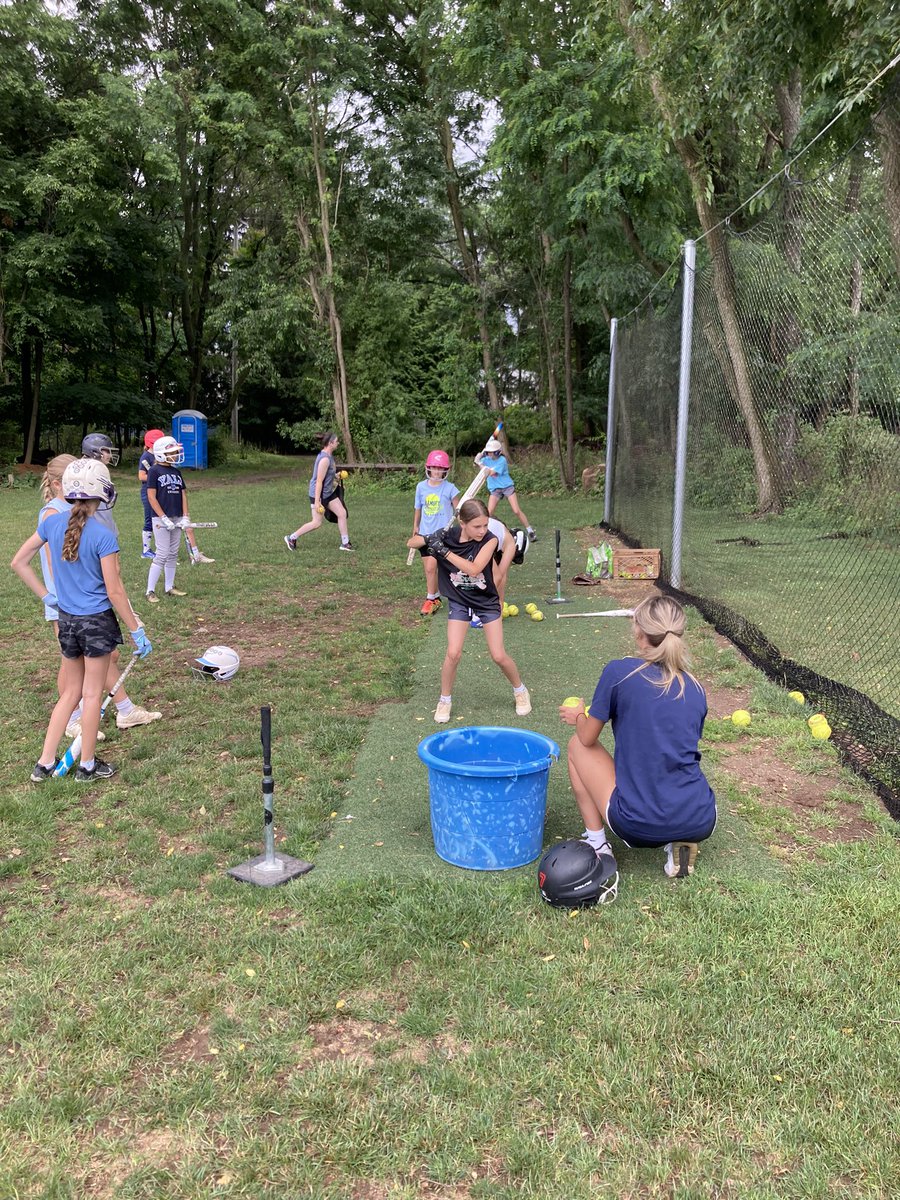 We got a DAY in with NO rain for Rams SB Camp Day 3!!! Players working hard and having fun…Best day yet! #RamsSBCamp #FutureRams