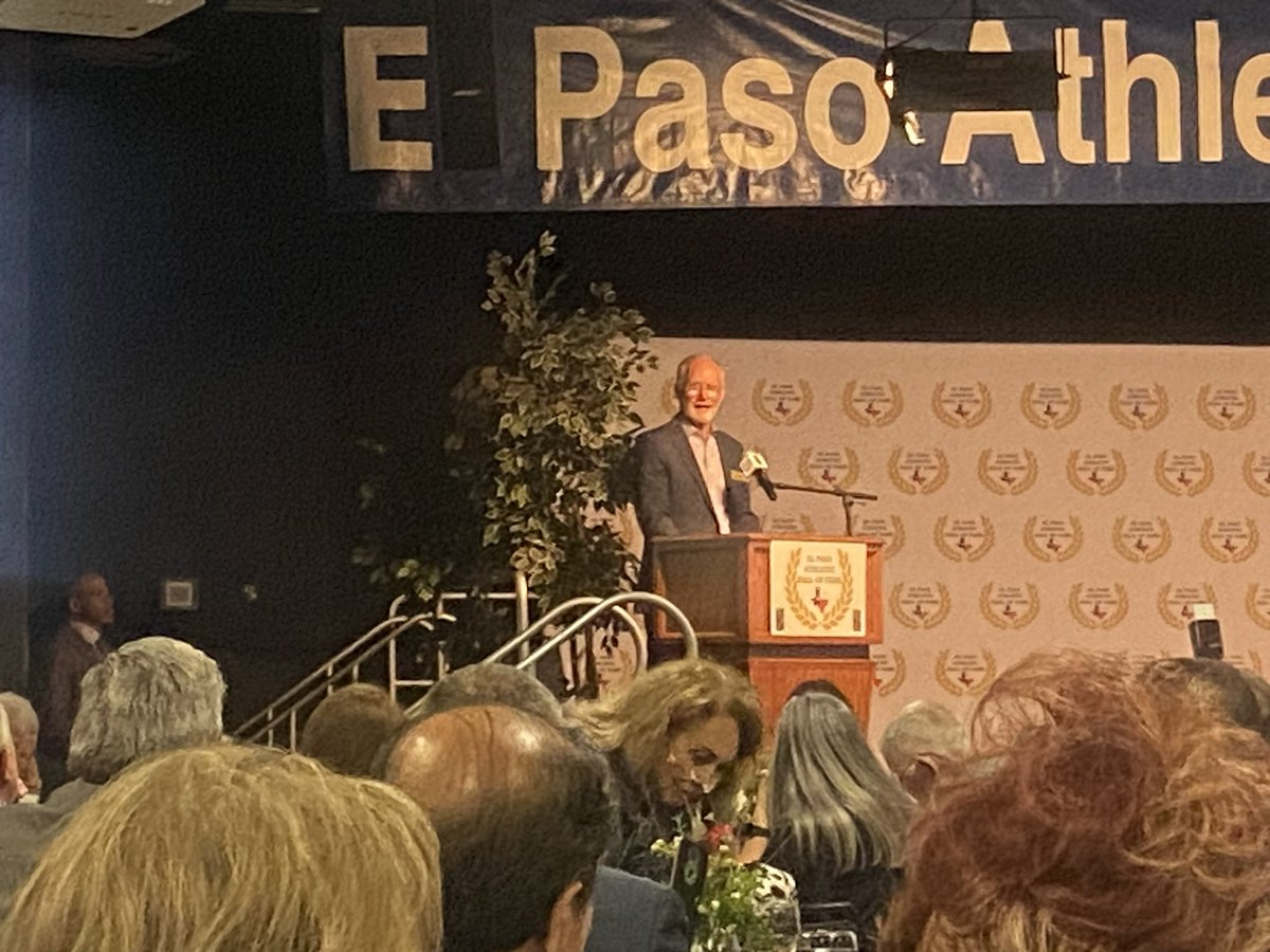Congratulations Coach @PatONeill1949 on your induction to the @EPAHOF_ Class of 2023. Well deserved Coach! #LeadershipMatters #OFOD #THEDISTRICTofCHAMPIONS @DVHSYISD @YsletaISD 📸 @IvanCedilloYISD