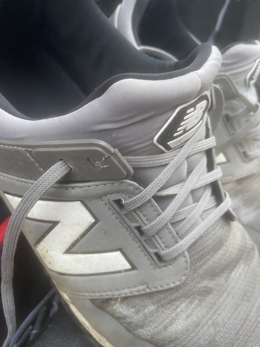 NateMachan's tweet photo. @newbalance really like your products as I have wide feet and your shoes fit great.  But can you tell me if after 20 rounds of golf this is normal for your product. #hardtotiewhentorneyes #brokenshoes https://t.co/WqNvyo1umr