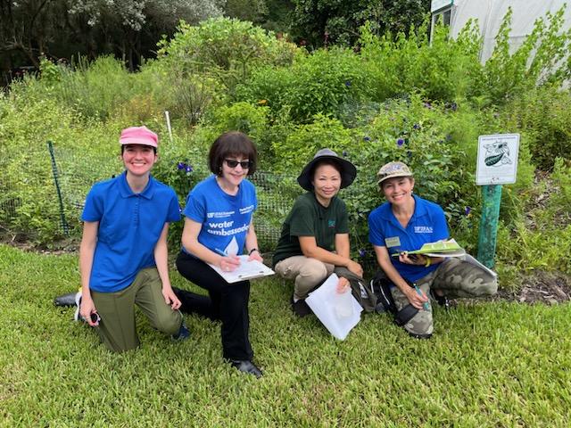 Conducting a #FloridaFriendly #landscaping inspection today at  Broward County Flamingo Botanical Garden-#Butterfly Conservatory with our new UF-IFAS Extension Broward County #SummerIntern. #watersavings ,#flamingogardens ,#protect,#urban ,#uf