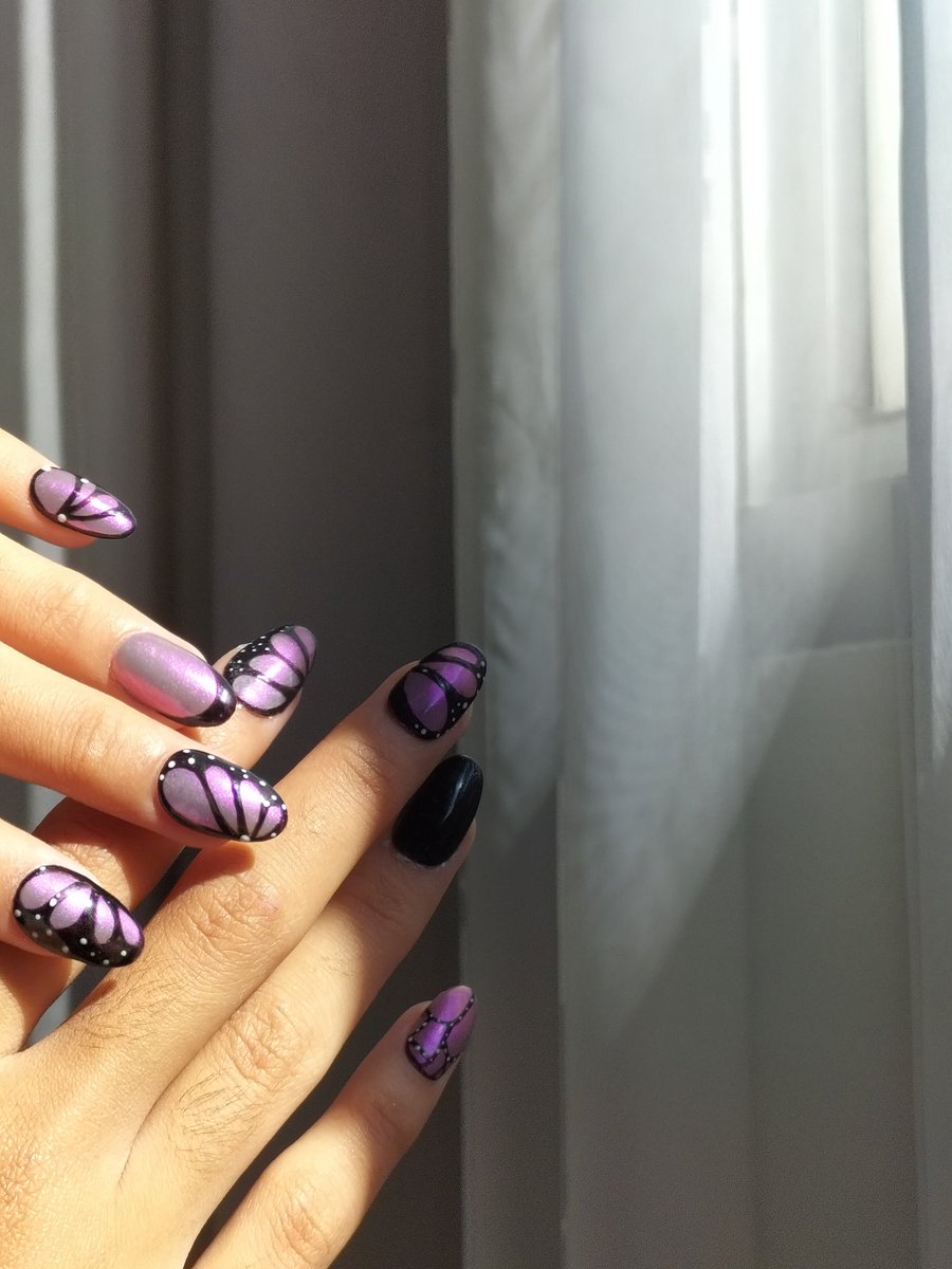 Lowkeynail's tweet photo. (Rts and Like are appreciated)

BUTTERFLY IN HEAVEN 
Fake Nails
💸 35.000

include :
Kuku (10 jari)
Lem tempel (24 pcs)
Nail buffer
Alcohol swab
Cuticle pusher

setiap pembelian akan dapet freebies! https://t.co/5umWSnAhk6