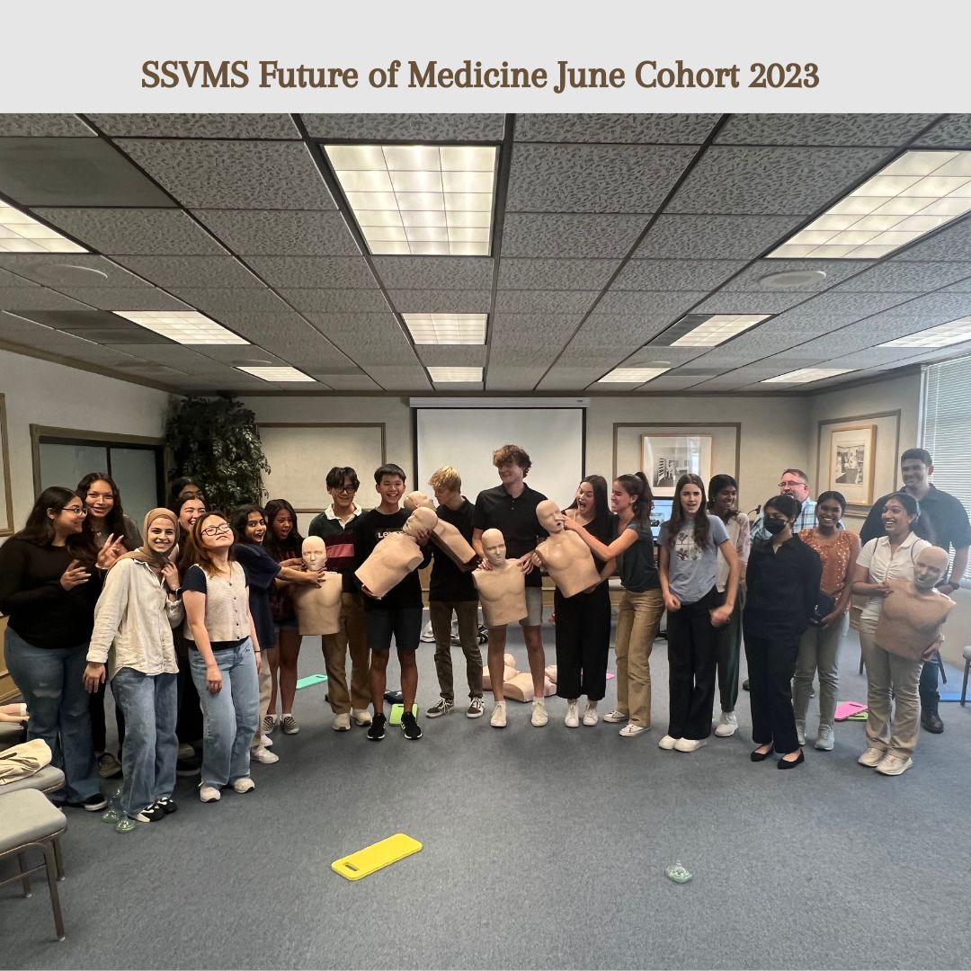 Saving lives requires reacting correctly in the moment - these #SSVMSFutureOfMed students are practicing their reactions so that they can save a life when there's a need. #CPR #CPRSavesLives #SSVMS #FOM2023 #Sactown