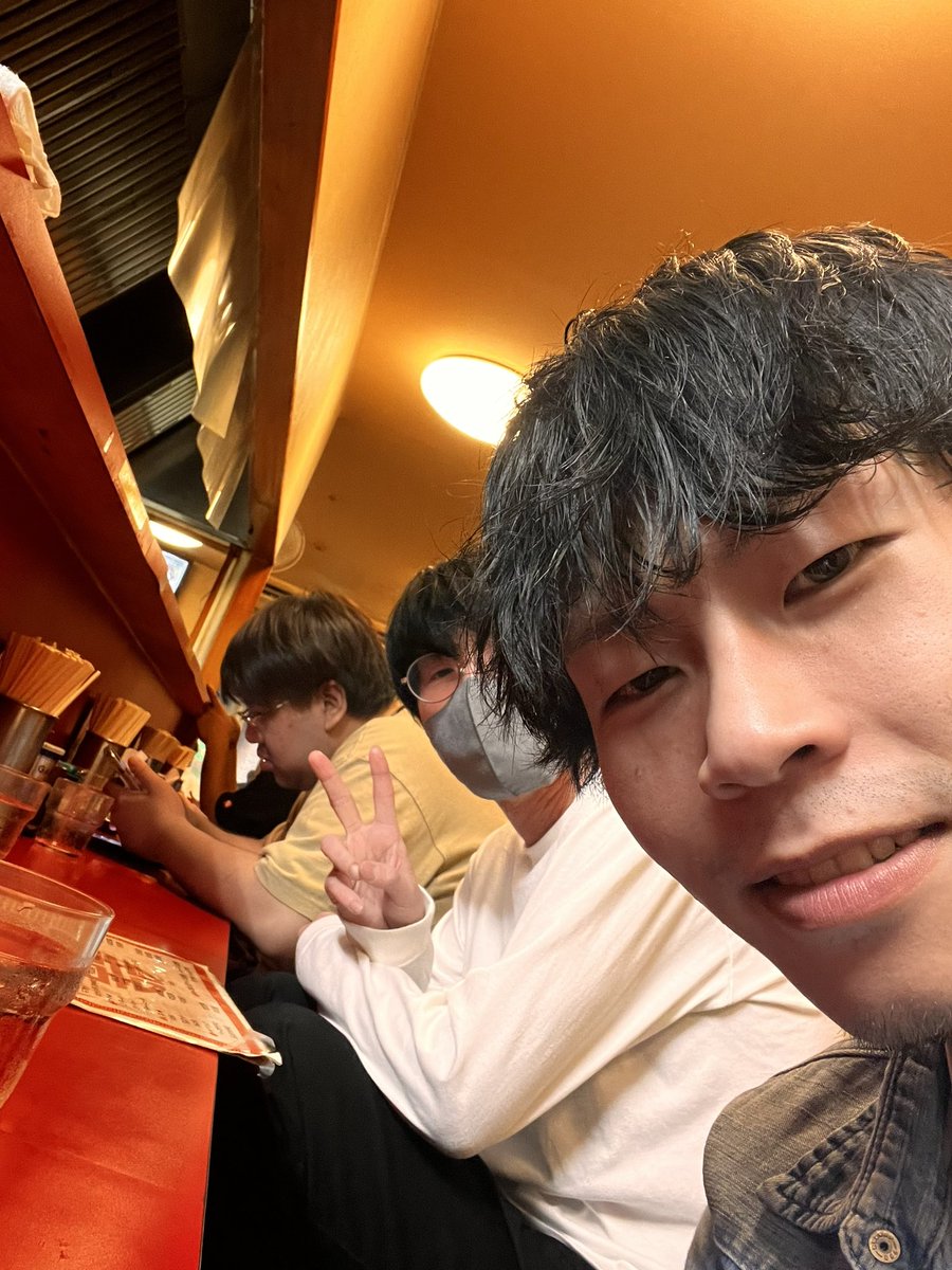 KENJI120813's tweet photo. リーグ終わりチームメンバーとご飯
幸せな時間です
 #LemonBerryz
 #ワンリーグ https://t.co/EiV07dV1Xd