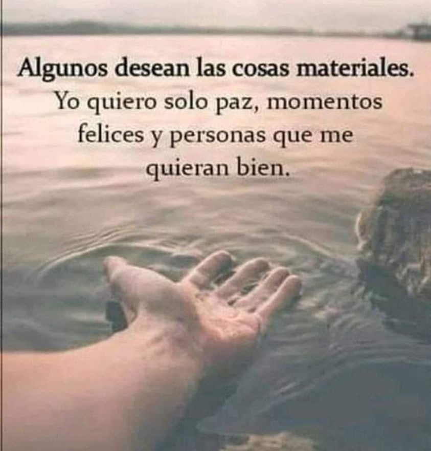 Arcatora's tweet photo. Buenos días precios@s compañer@s, feliz jueves.
Estoy muy ocupada y por eso no enciendo el ordenador, pero estoy con vosotr@s. Abrazos.
Salud y República y siempre para arriba👆❤️💛💜 https://t.co/qaUnXxrKpw