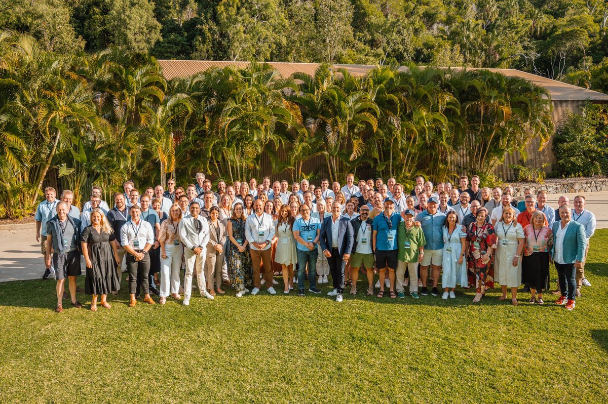 MikeSheargold's tweet photo. One incredible week has passed since our Network Members joined us on Hamilton Island for Principal Advance!

A heartfelt thank you goes out to all our amazing Network Members! #PrincipalAdvance #RERN #Leadership #Culture #Growth https://t.co/RoEBASnaVJ