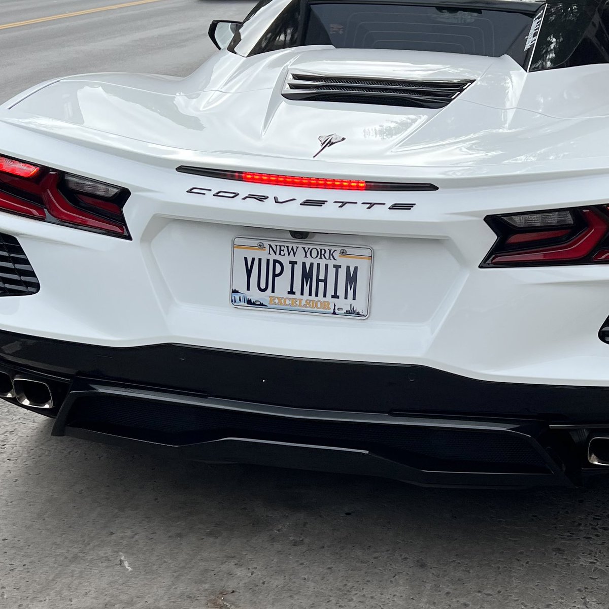 SaidThaLiar's tweet photo. vanity plates of Brooklyn recently. YUPIMHIM should be a fine + license suspension https://t.co/Zs4c7BAoFb