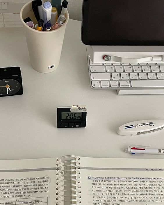 poesiacorner's tweet image. ✧ SCHOOL ESSENTIALS 
( a thread of SHOPEE finds products useful for your  study necessities & supplies ) ♡
— #studytwtph #studytwt